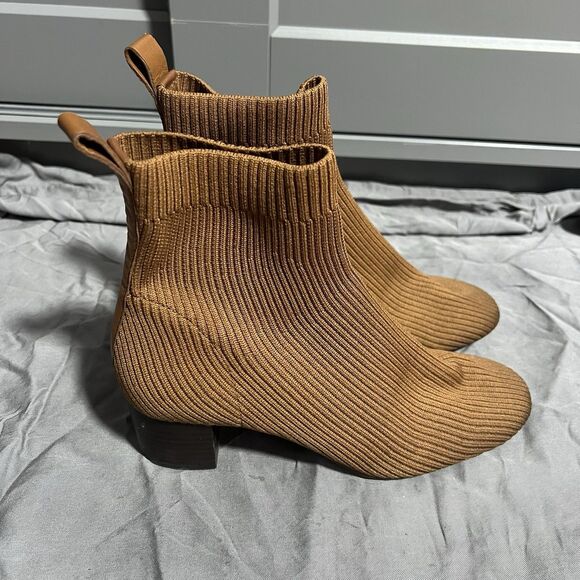 Everlane Women The Glove Sock Heel Ankle Bootie Rib Knit Caramel Brown Size 5 - Picture 1 of 8